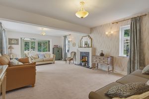 Photo 30- click for photo gallery